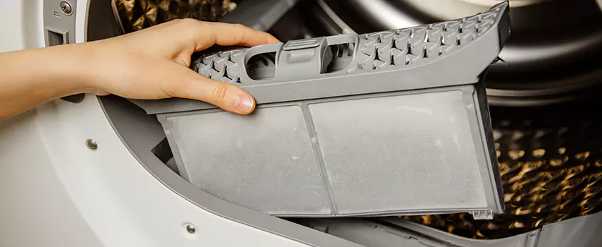 Signs Of A Clogged Dryer Lint Trap in Elmira, New York